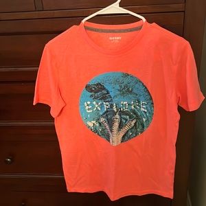 Old navy T-shirt. Orange/Coral. Men’s small. Child extra large(14-16). New(tag).